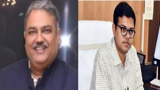 IAS विकास प्रताप और सुमेर सिंह गुर्जर।