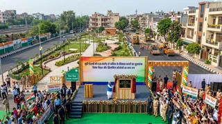 पूर्वी दिल्ली के झिलमिल विधानसभा के वार्ड-216 में 28 करोड़ से अधिक के विकास कार्यों का शुभारंभ हुआ। इमेज एआई