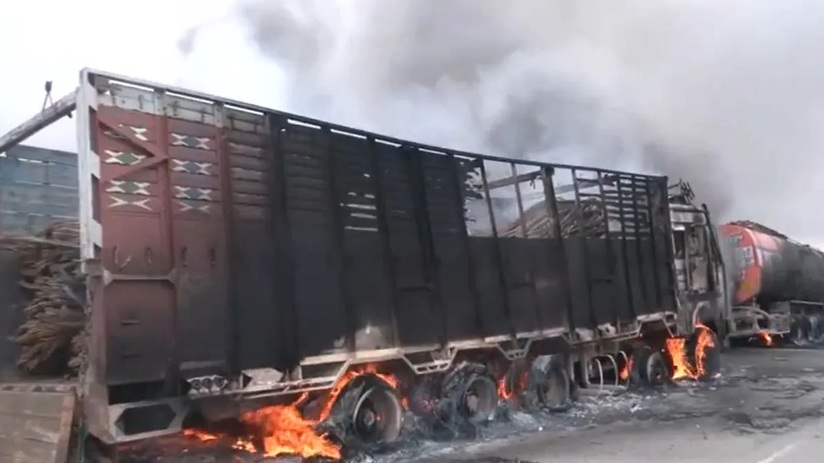 मणिपुर में बम विस्फोट से सड़कों पर उपद्रव, बच्चों समेत चार की मौत