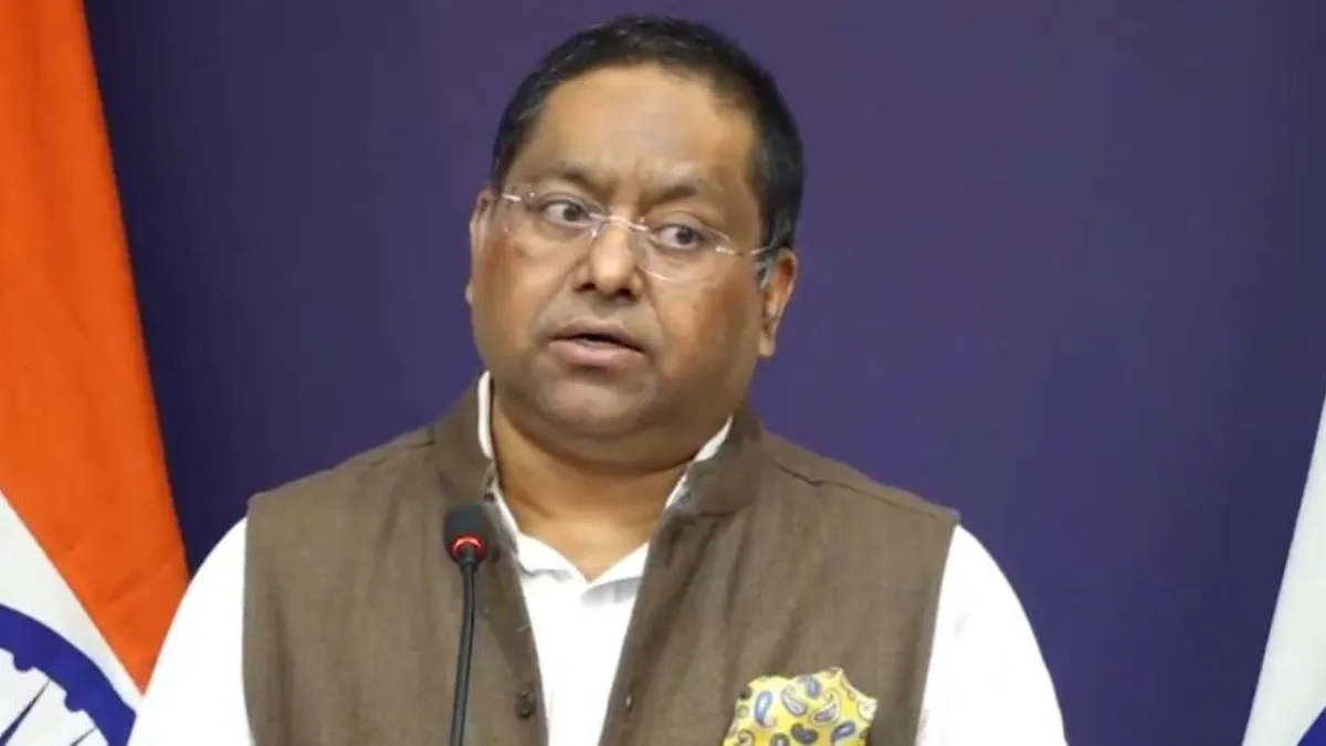 ईरान से अब तक 1,700 से अधिक भारतीय सुरक्षित निकाले जा चुके, विदेश मंत्रालय ने दी जानकारी