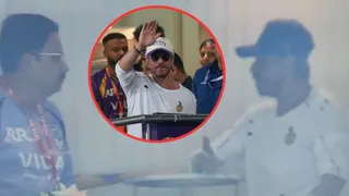 Shah rukh Khan और KKR के CEO की बातचीत का VIDEO Viral