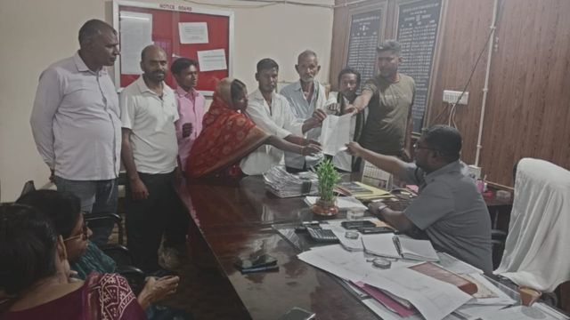 चतरा में विकास राशि पर डाका: 15वीं वित्त योजना के 9 लाख गायब, जल मीनार-टेबल-कुर्सी के नाम पर गबन
