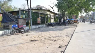 रामघाट रोड पर होगी पार्किंग और हरियाली।