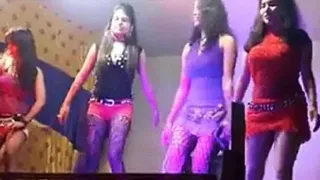 इसमें प्रतीकात्मक तस्वीर लगाई गई है।