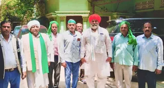 नैनी के खरकौनी में भाकियू के राष्ट्रीय प्रवक्ता राकेश टिकैत। सौजन्य- यूनियन
