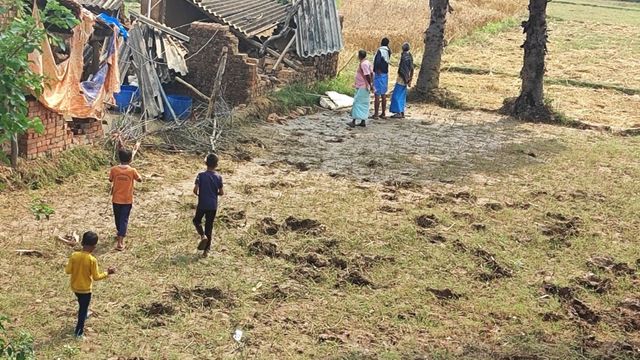 नवादा में हाथियों का उत्पात जारी, ग्रामीणों ने हाईवे जाम कर किया विरोध प्रदर्शन
