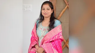 श्वेता सिंह बचपन से ही मेधावी रही हैं।