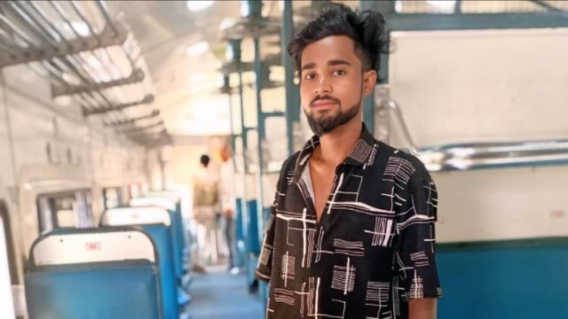 देवर‍िया के श्रीरामपुर में युवक का शव मिलने से सनसनी, हत्या की आशंका; जांच में जुटी पुल‍िस

