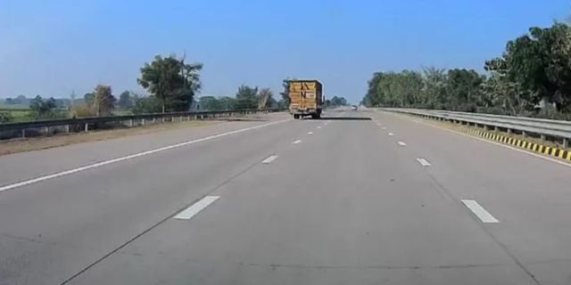 मथुरा से जयपुर और बरेली जाना हुआ आसान, बाईपास पर वाहन भर रहे फर्राटा; कंपनी ने छोड़े काम अधूरे 
