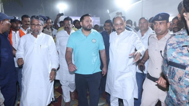 'बिहार में अपराध चरम पर; कानून-व्यवस्था ध्वस्त', Tejashwi Yadav का एनडीए सरकार पर हमला
