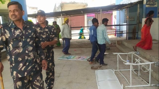 अररिया हत्याकांड: पिकअप चालक की हत्या के बाद अस्पताल में भारी बवाल, जान बचाकर भागे मरीज 
