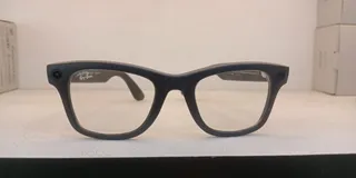 एआई से लैस चश्मा।