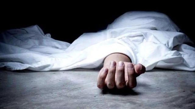 बाहरी दिल्ली में जर्जर मकान का छज्जा गिरा, एक मासूम की मौत, दूसरा गंभीर