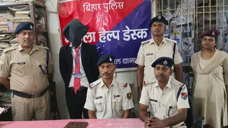 फर्जी आईबी अधिकारी गिरफ्तार