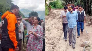 आपदा के दौरान फील्ड में एसडीएम स्मृतिका नेगी और उपायुक्त अपूर्व देवगन। जागरण आर्काइव