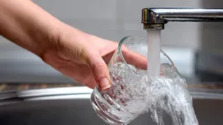 मंडी के गोहर में बोरवेल के पानी के सैंपल भी फेल पाए गए हैं। प्रतीकात्मक फोटो