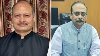 रेरा के पूर्व अध्यक्ष श्रीकांत बाल्दी और हिमाचल के मुख्य सचिव संजय गुप्ता।