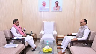 भाजपा के राष्ट्रीय महासचिव विनोद तावड़े एवं उप मुख्यमंत्री ब्रजेश पाठक