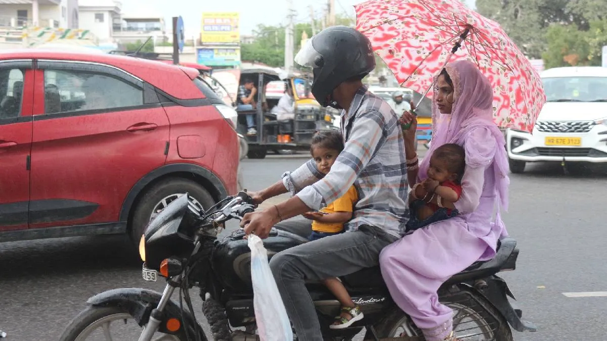 Punjab Weather: पटियाला-पठानकोट में बारिश, पंजाब में 16 अप्रैल से फिर बदलेगा मौसम; तेज हवा के साथ वर्षा की संभावना
