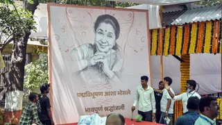सुबह की शुरुआत जिनके गीतों से होती थी, उनके जाने से हर दिल उदास (ANI)
