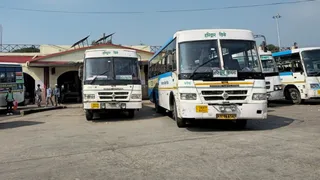 चारधाम यात्रा से पहले ट्रैवल एजेंसियों में बढ़ी ऑनलाइन बुकिंग।