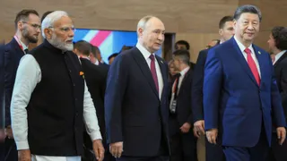 पीएम मोदी, व्लादिमीर पुतिन और शीन चिनफिंग। (फाइल फोटो)