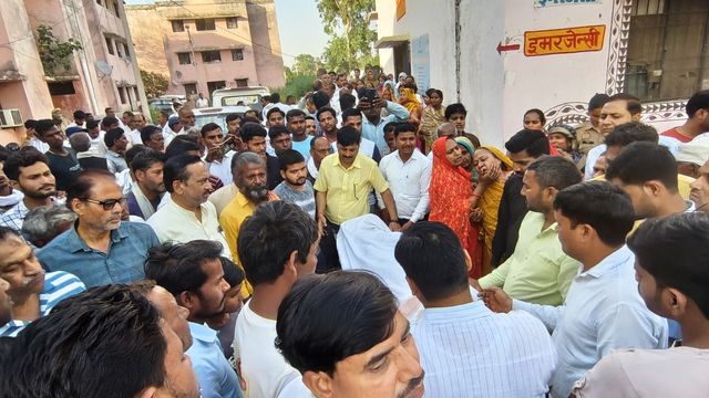 हादसों में विद्यालय के उप प्रबंधक समेत चार की मौत, तीन घायल, नैमिषरण्य-सिधौली और पहला में हुए हादसे
