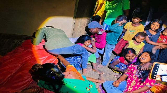 गिरिडीह: प्रेम प्रसंग मामले में पंचायत के बाद युवक ने की आत्महत्या, गांव में पसरा मातम
