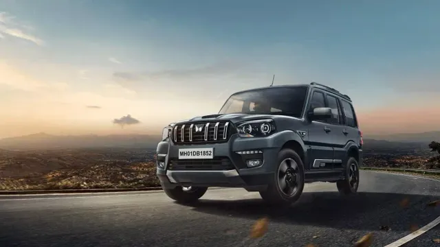 mahindra scorpio classic base variant calculate monthly emi payments if down payment two lakh rupees