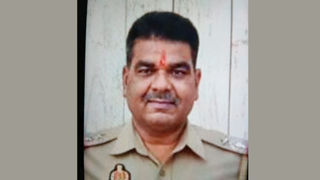 बरेली स्टेशन पर मैनपुरी के दारोगा शरद कुमार वर्मा की मौत, हाई कोर्ट से लौटकर ड्यूटी जाते समय आया हार्ट अटैक
