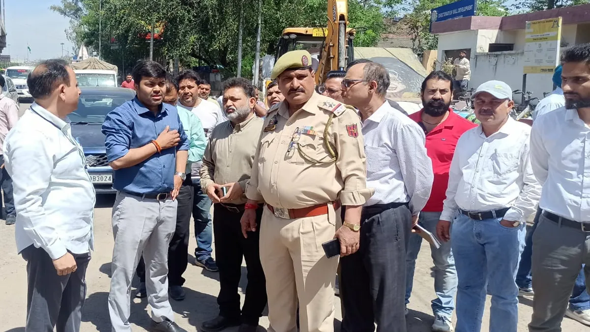 जम्मू बिक्रम चौक सब-वे खोलने के निर्देश, पुलिस नियमित गश्त-सख्त निगरानी कर यात्रियों की सुरक्षा करें सुनिश्चित