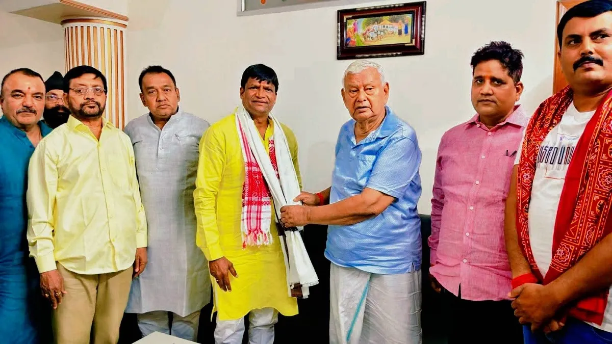 Dhanbad BJP में सियासी टकराव: मेयर संजीव सिंह की चुनौती से घिरे सांसद ढुलू महतो, क्या पीएन सिंह करेंगे मध्यस्थता?