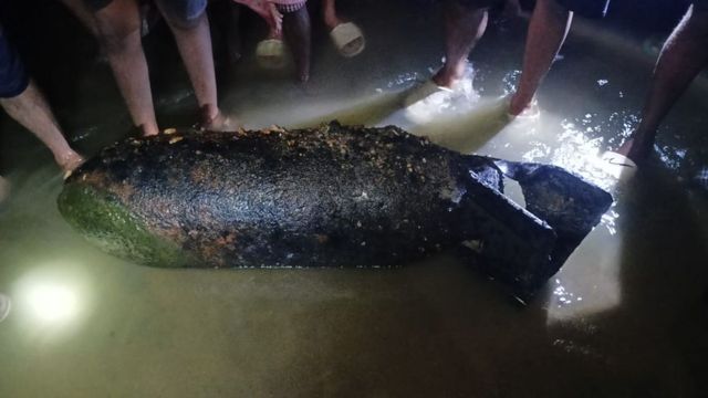 झारखंड में स्वर्णरेखा नदी के तट पर मिला बम, इलाके में फैला दहशत का माहौल