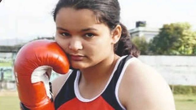 CBSE 10th Result: उत्तराखंड की मुक्केबाज मुस्कान का पढ़ाई में भी 'नॉकआउट पंच', मिले 95.6% नंबर