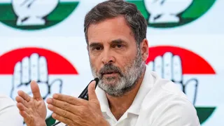 लोकसभा में नेता प्रतिपक्ष व रायबरेली सांसद राहुल गांधी