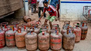 भोपाल में शादी वाले घरों को मिलेंगे दो गैस सिलिंडर (प्रतीकात्मक चित्र)