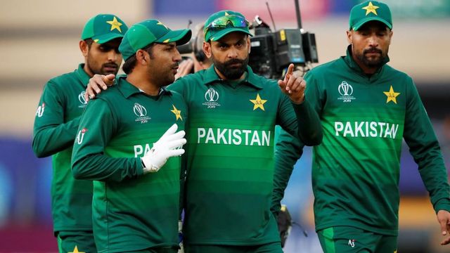 पाकिस्तान को मिला नया हेड कोच, विश्व विजेता कप्तान को सौंपी जिम्मेदारी; बांग्लादेश दौरे के लिए किया टीम का एलान