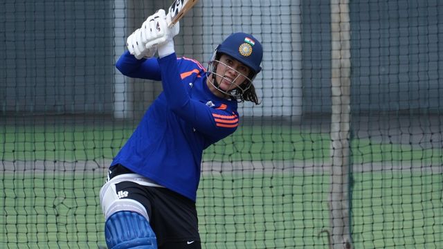 SA W vs IND W 1st T20I: स्मृति मंधाना ने तोड़ा रोहित शर्मा का खास रिकॉर्ड, छोटी सी पारी खेलकर किया बड़ा कारनामा