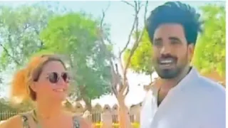 ग्वालियर में युवक ने की विदेशी महिला से अभद्रता (वीडियो ग्रैब)