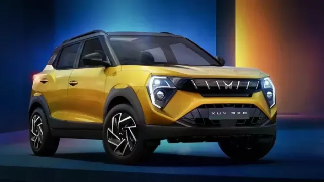 mahindra xuv 3xo base variant calculate monthly emi payments if down payment two lakh rupees