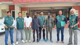 दिल्ली पुलिस ने महाराष्ट्र, ओडिशा और बिहार से चार आतंकियों को गिरफ्तार किया गया है।