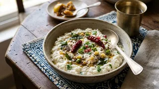 तड़का मार कर ऐसे बनाएं रेस्टोरेंट जैसा Curd Rice (Image Source: AI-Generated)
