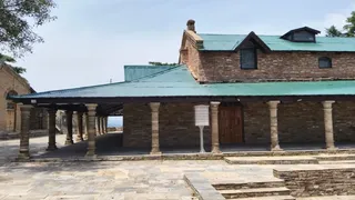 अल्मोड़ा का ऐतिहासिक मल्ला महल।