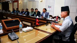 सामान पर भी कस्टम ड्यूटी अनिवार्य करने को लेकर गृहमंत्री से मिलते सांसद।