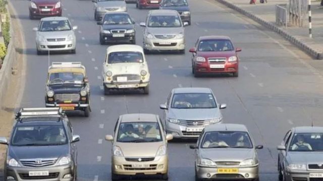 भागलपुर में 103280 वाहनों का पॉल्यूशन है फेल, अब बिना HSRP के जारी नहीं होगा सर्टिफिकेट
