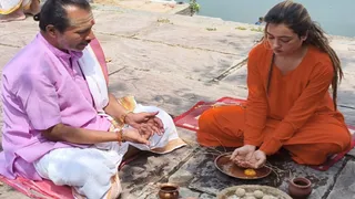 मॉडल हर्षा रिछारिया ने उज्जैन में लिया संन्यास, अब 'हर्षानंद गिरि महाराज'  कहलाएंगी, प्रयागराज महाकुंभ से आई थीं सुर्खियों में - model harsha  richariya ...