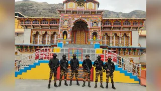 बदरीनाथ धाम में सुरक्षा व्यवस्था को लेकर एटीएस ने संभाला मोर्चा। जागरण