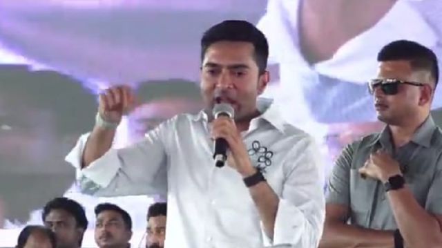 पुरुलिया में गरजे अभिषेक बनर्जी- '2011 के बाद जंगलमहल में लौटी शांति, भाजपा ने केवल डर और विभाजन फैलाया'
