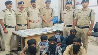 भोपाल जीआरपी की गिरफ्त में आरोपित।