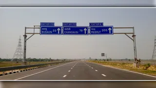 जिले में बनकर तैयार हो गया गंगा एक्सप्रेस वे। जागरण